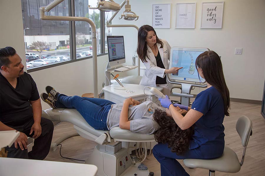 smile gallery image 1 | kahan orthodontics